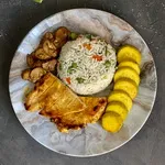 تصویر سینه مرغ با پلو اندونزی