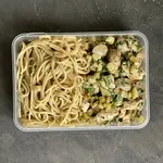 تصویر اسپاگتی با سس کدو و مرغ