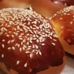 تصویر نان شیرمال شکلاتی